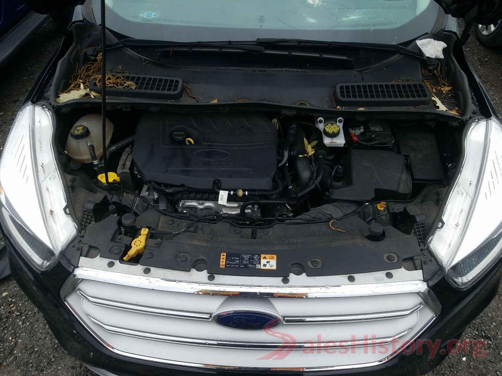 1FMCU0GD0JUA73529 2018 FORD ESCAPE