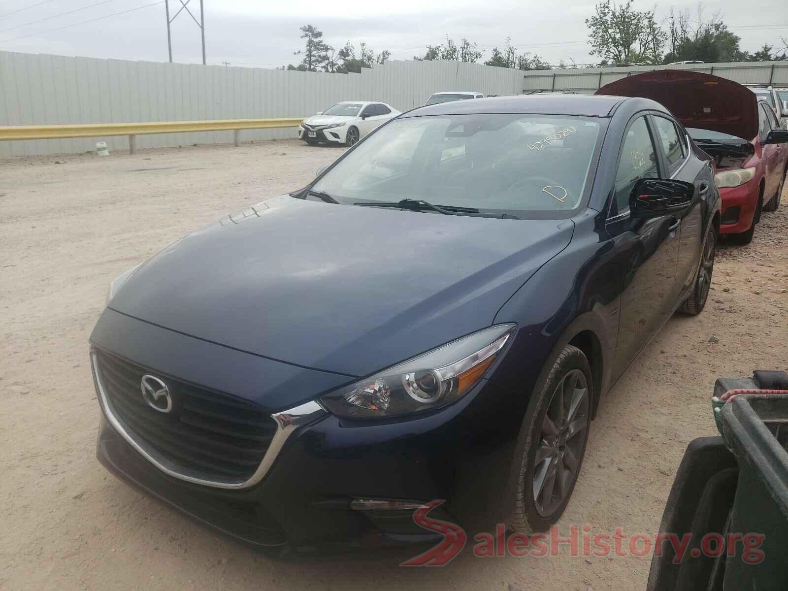 3MZBN1V30JM188386 2018 MAZDA 3