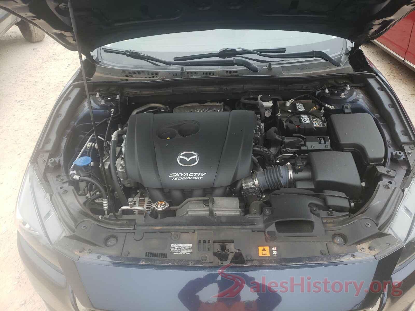 3MZBN1V30JM188386 2018 MAZDA 3