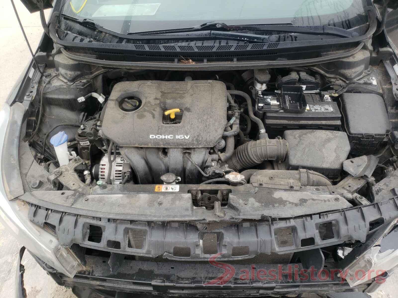 3KPFL4A7XHE064960 2017 KIA FORTE