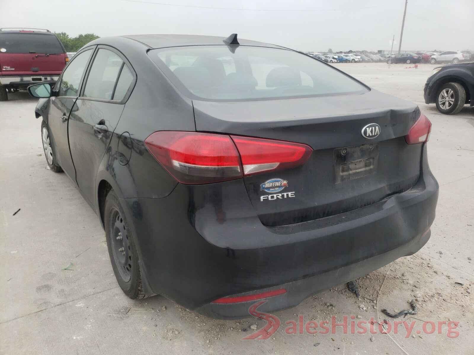 3KPFL4A7XHE064960 2017 KIA FORTE