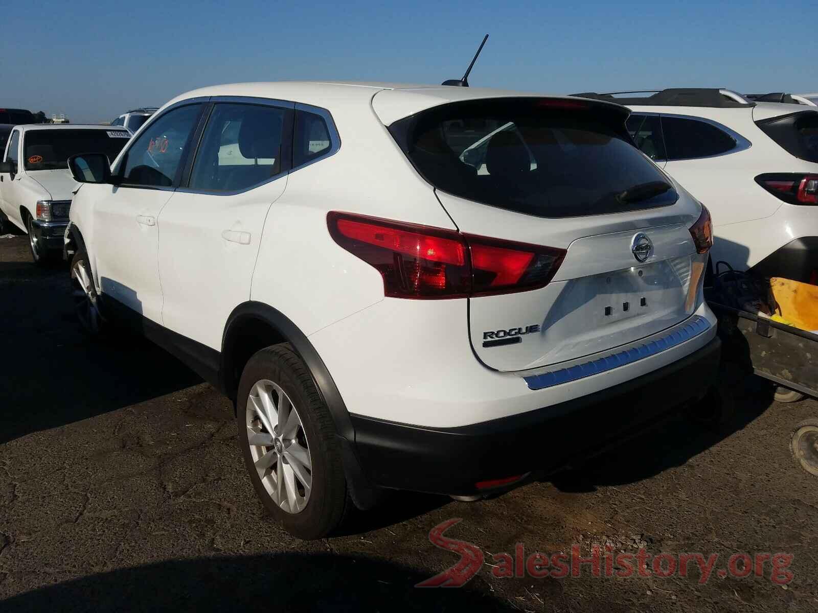 JN1BJ1CP7JW152945 2018 NISSAN ROGUE