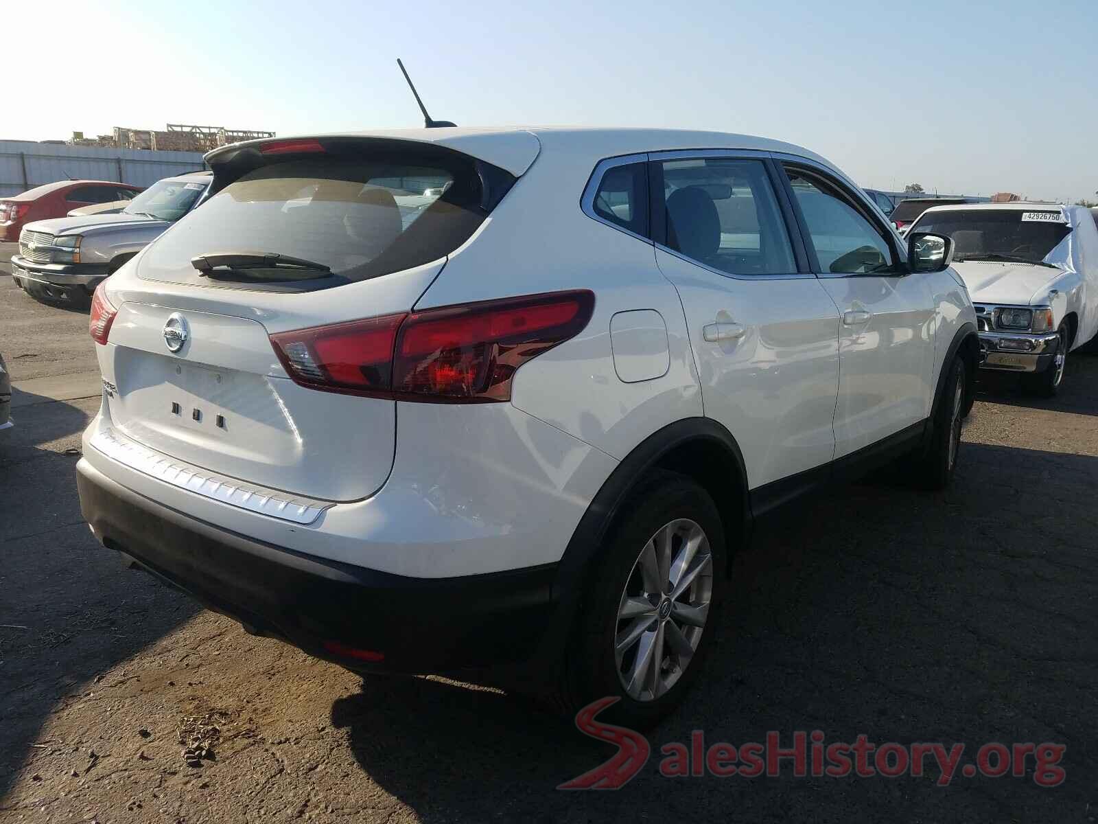 JN1BJ1CP7JW152945 2018 NISSAN ROGUE