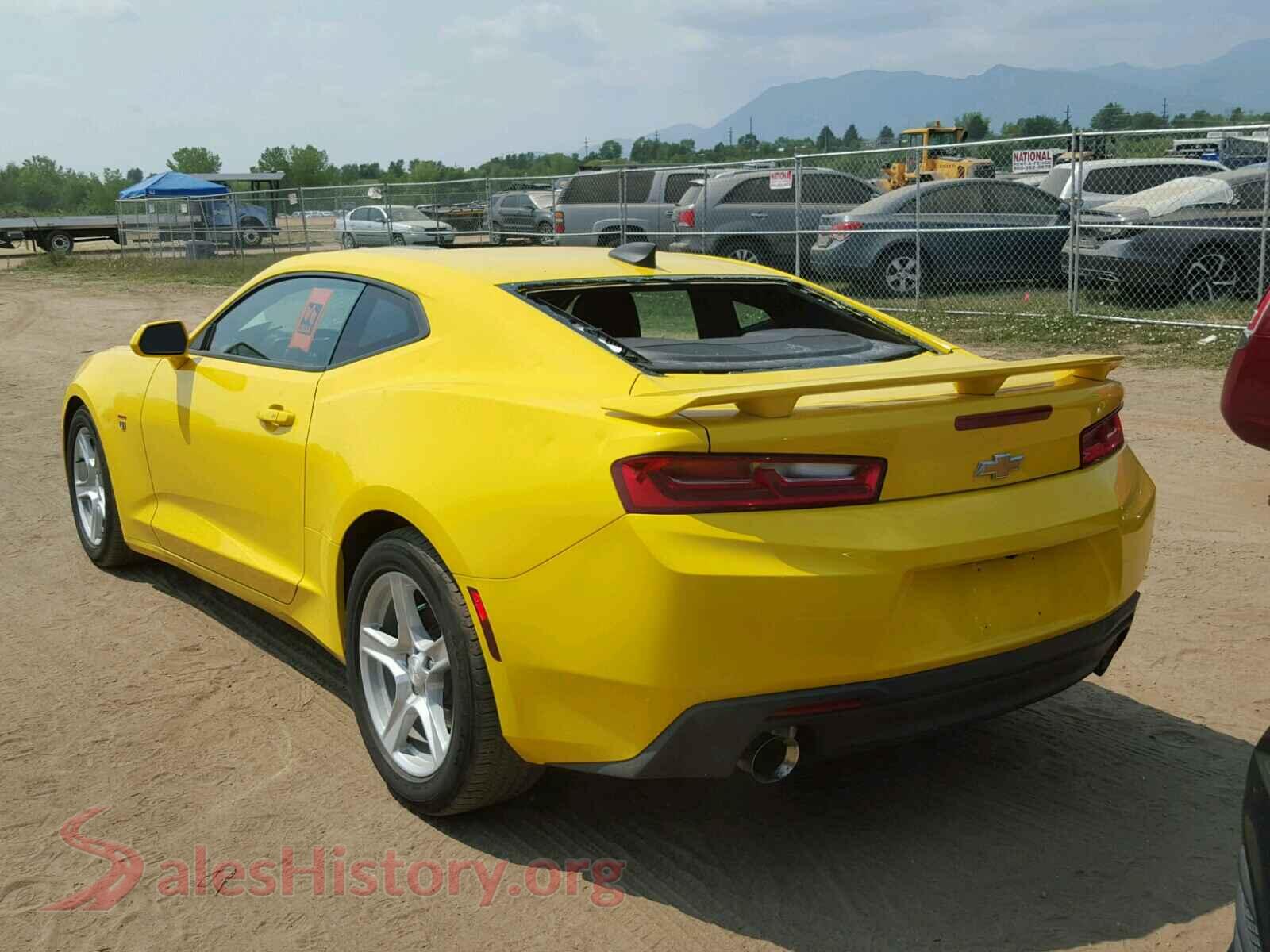 2016 CHEVROLET CAMARO VIN 1G1FB1RX3G0153078, right side view