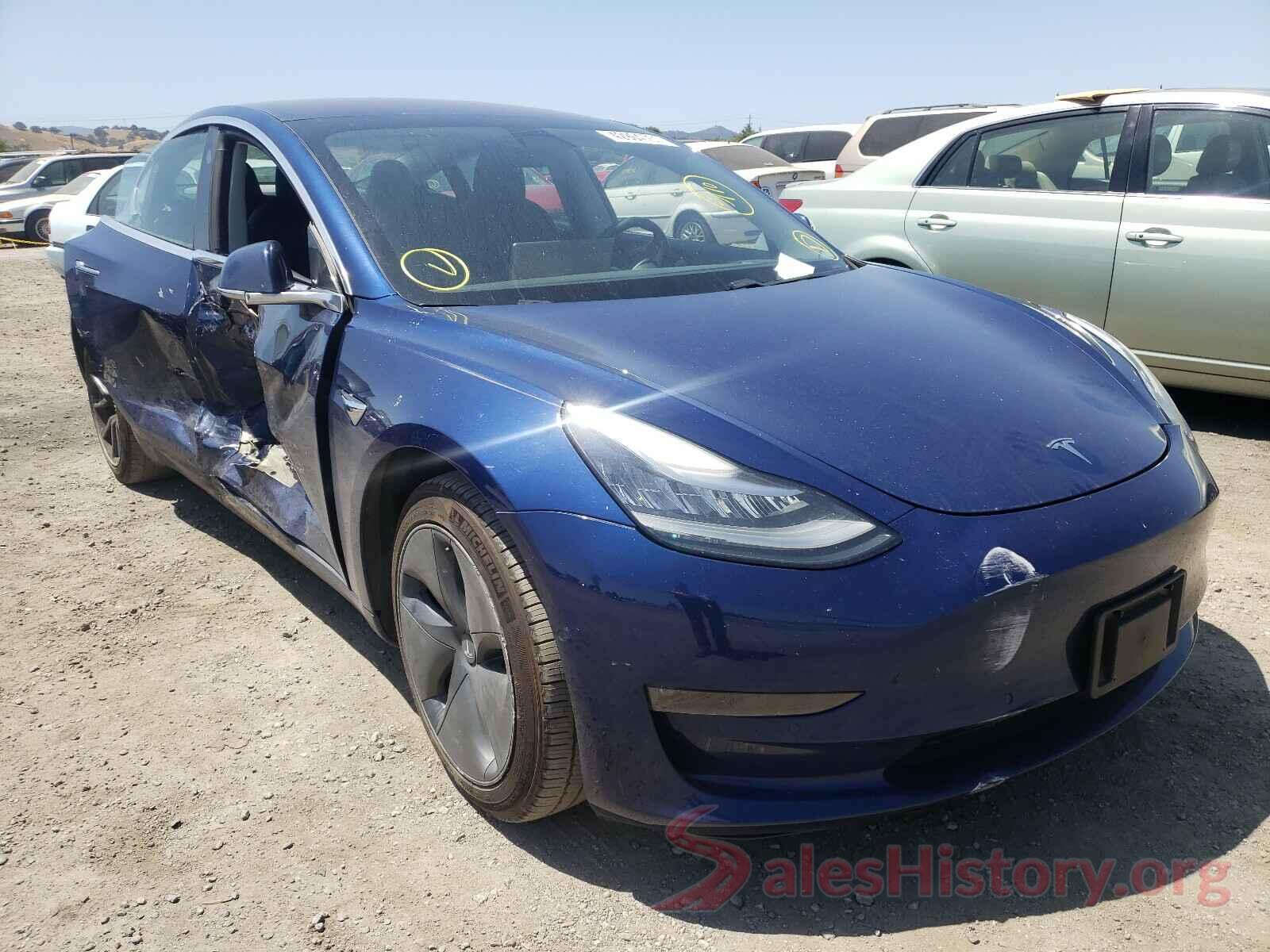 5YJ3E1EA4JF059240 2018 TESLA MODEL 3