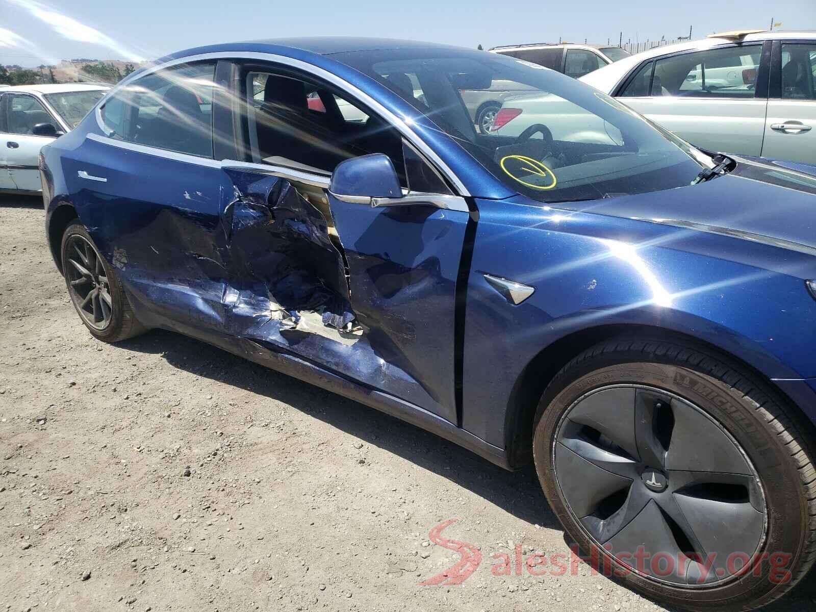 5YJ3E1EA4JF059240 2018 TESLA MODEL 3