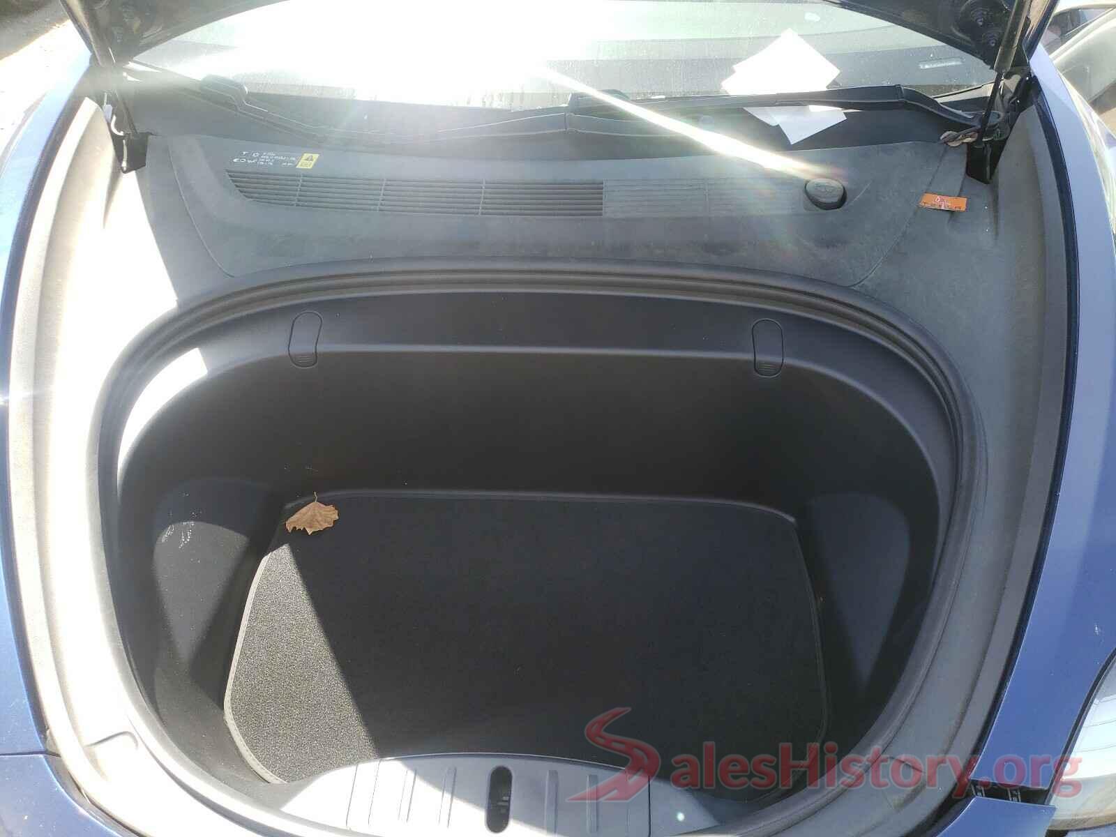 5YJ3E1EA4JF059240 2018 TESLA MODEL 3