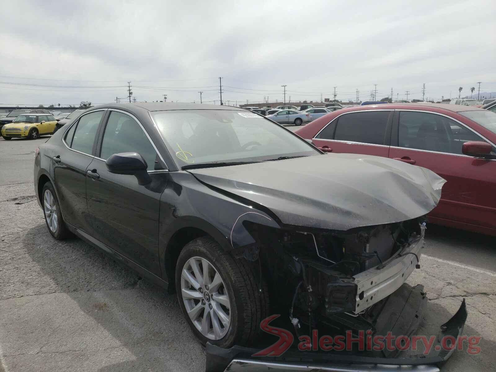 4T1B11HK8KU738220 2019 TOYOTA CAMRY