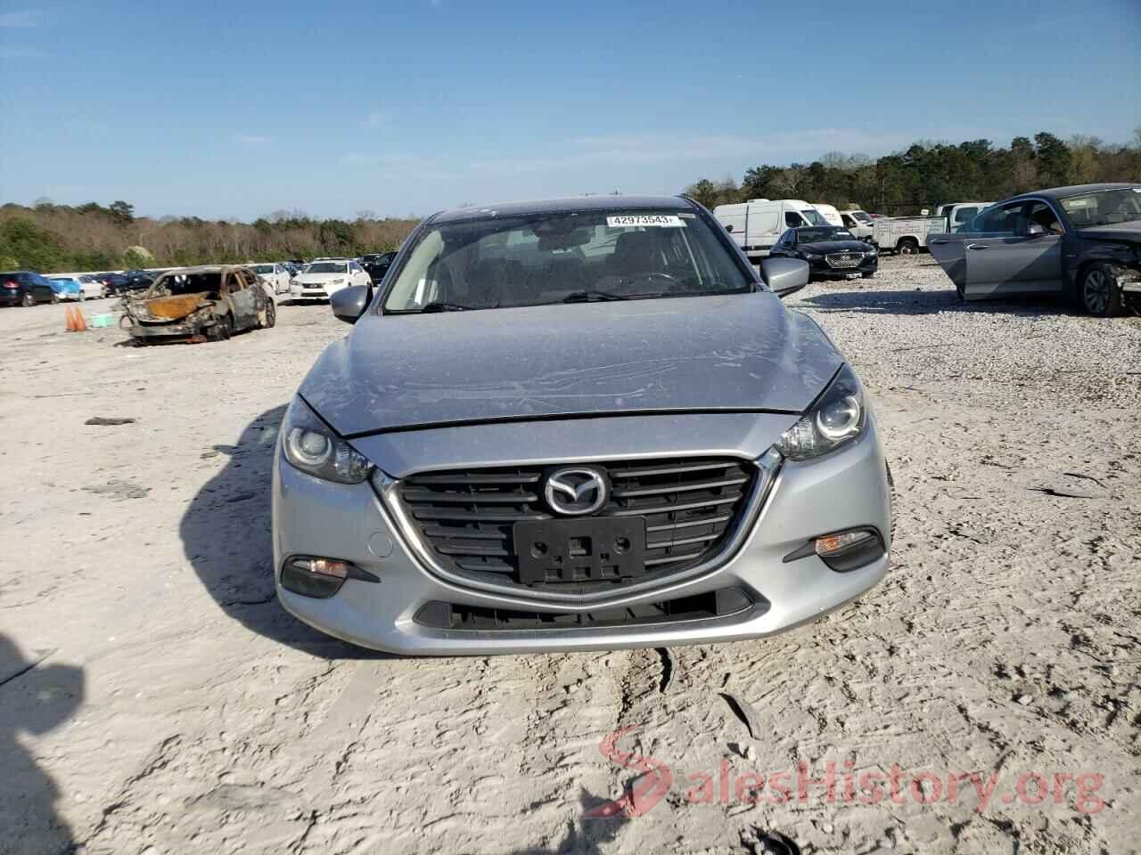 3MZBN1V35JM180610 2018 MAZDA 3