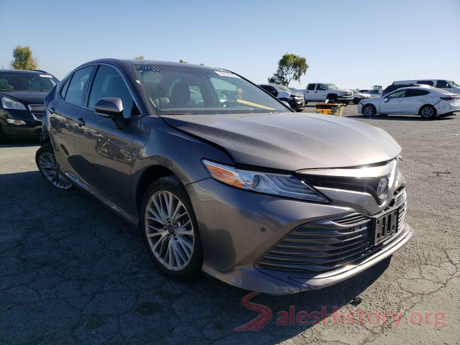 4T1B21HK6JU003795 2018 TOYOTA CAMRY