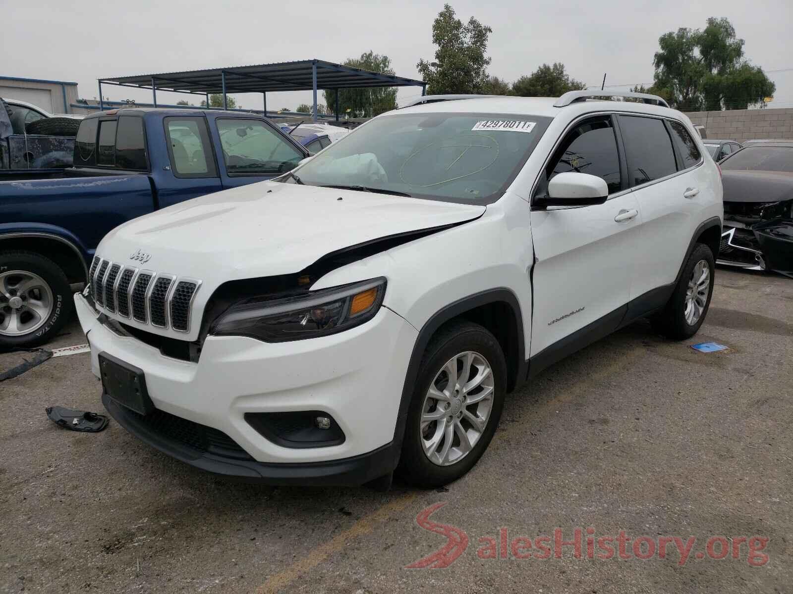 1C4PJLCB4KD393202 2019 JEEP CHEROKEE