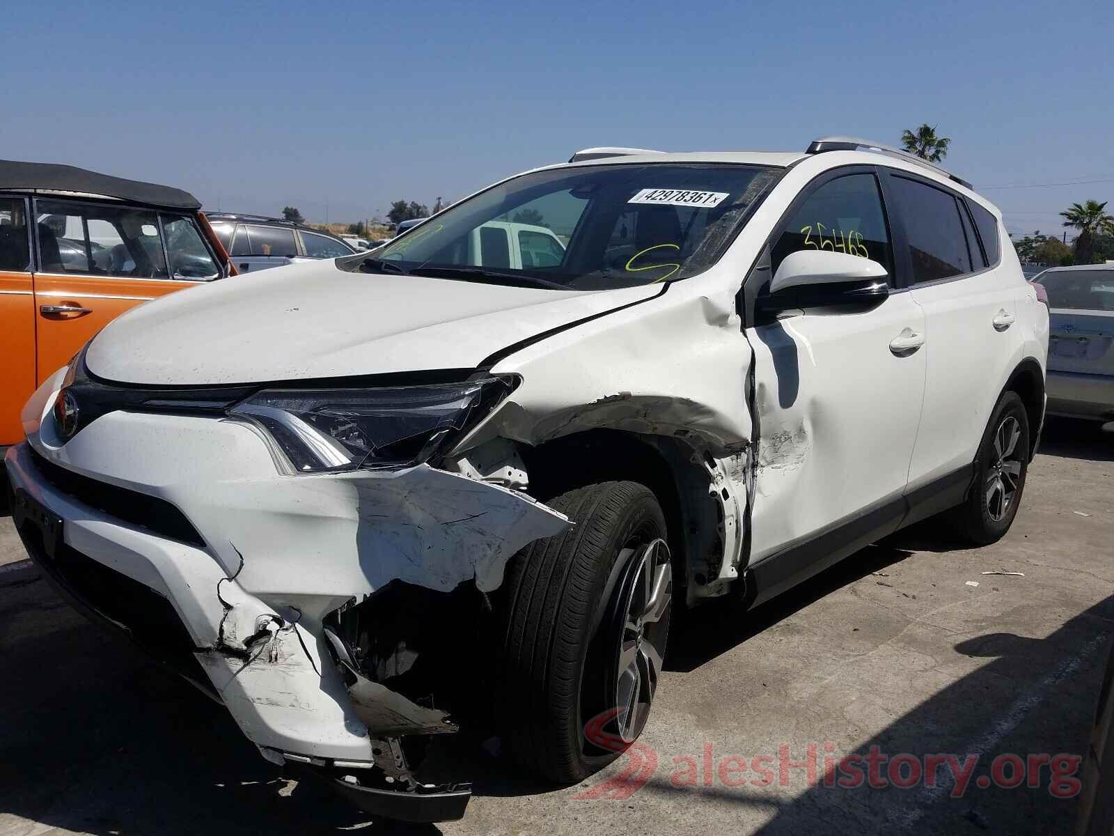 JTMWFREV0JJ160554 2018 TOYOTA RAV4