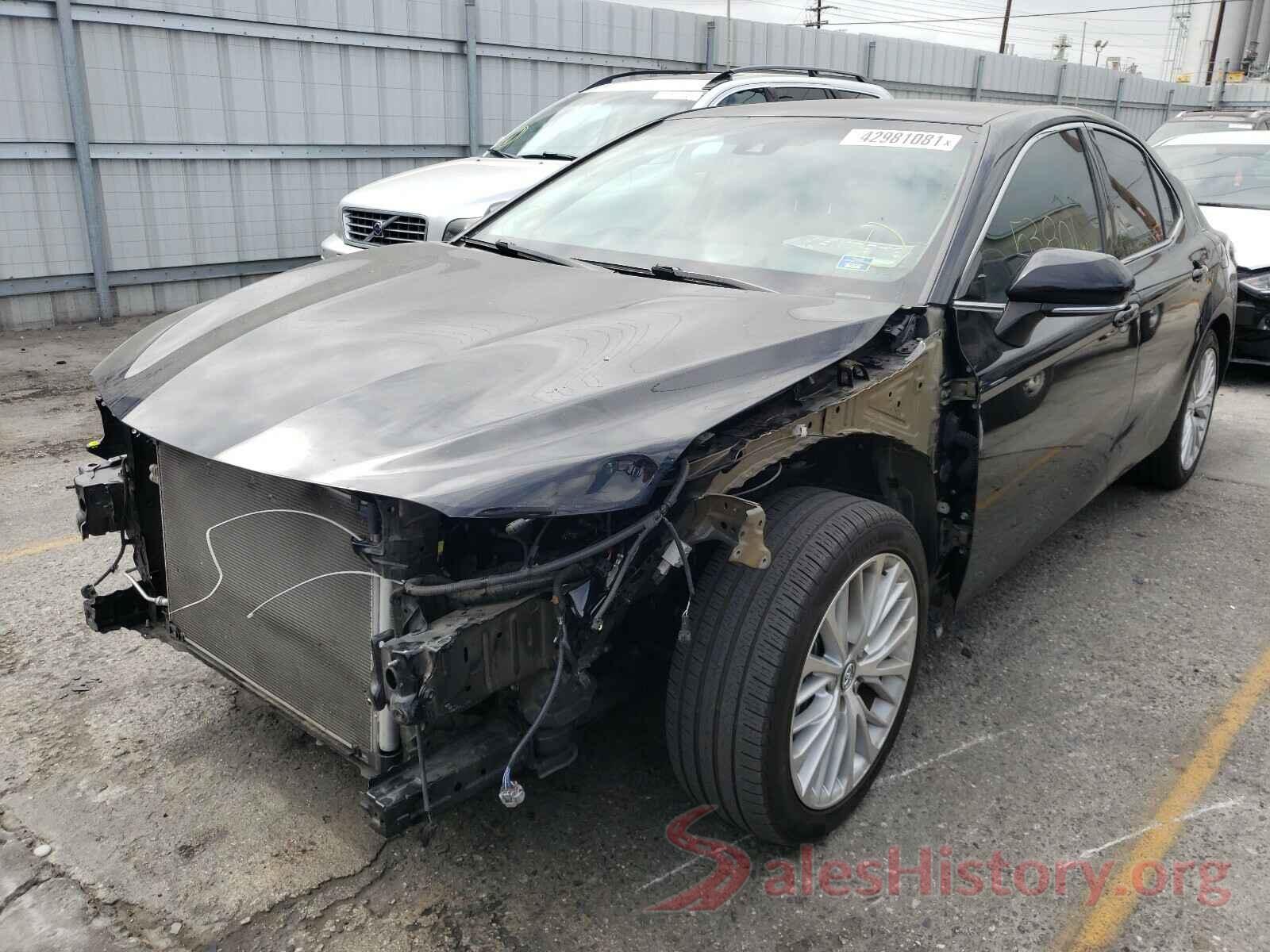 4T1B21HK9JU007436 2018 TOYOTA CAMRY