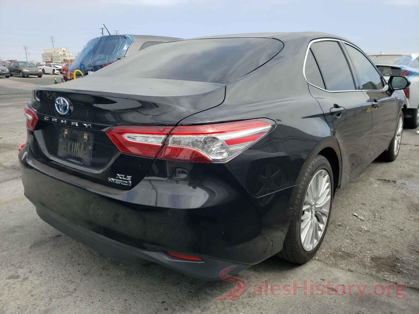 4T1B21HK9JU007436 2018 TOYOTA CAMRY