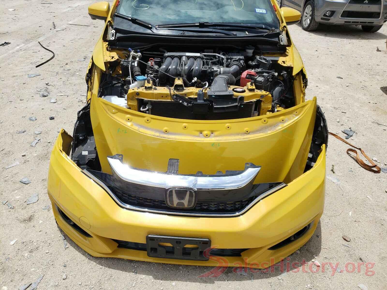 3HGGK5H89JM708053 2018 HONDA FIT