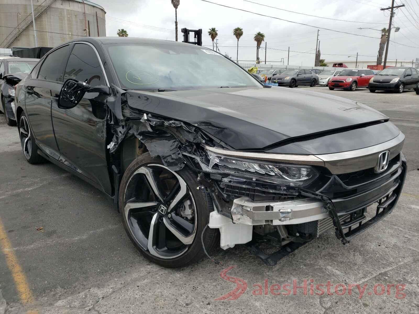 1HGCV1F36JA225297 2018 HONDA ACCORD