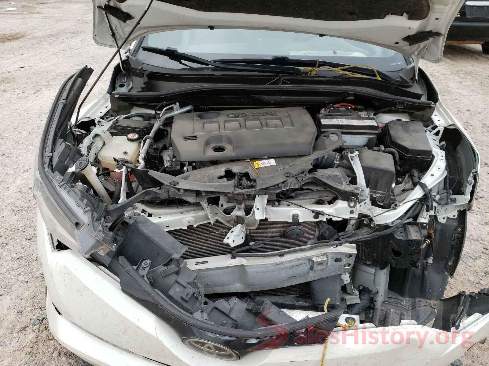 JTNKHMBX1K1028465 2019 TOYOTA C-HR