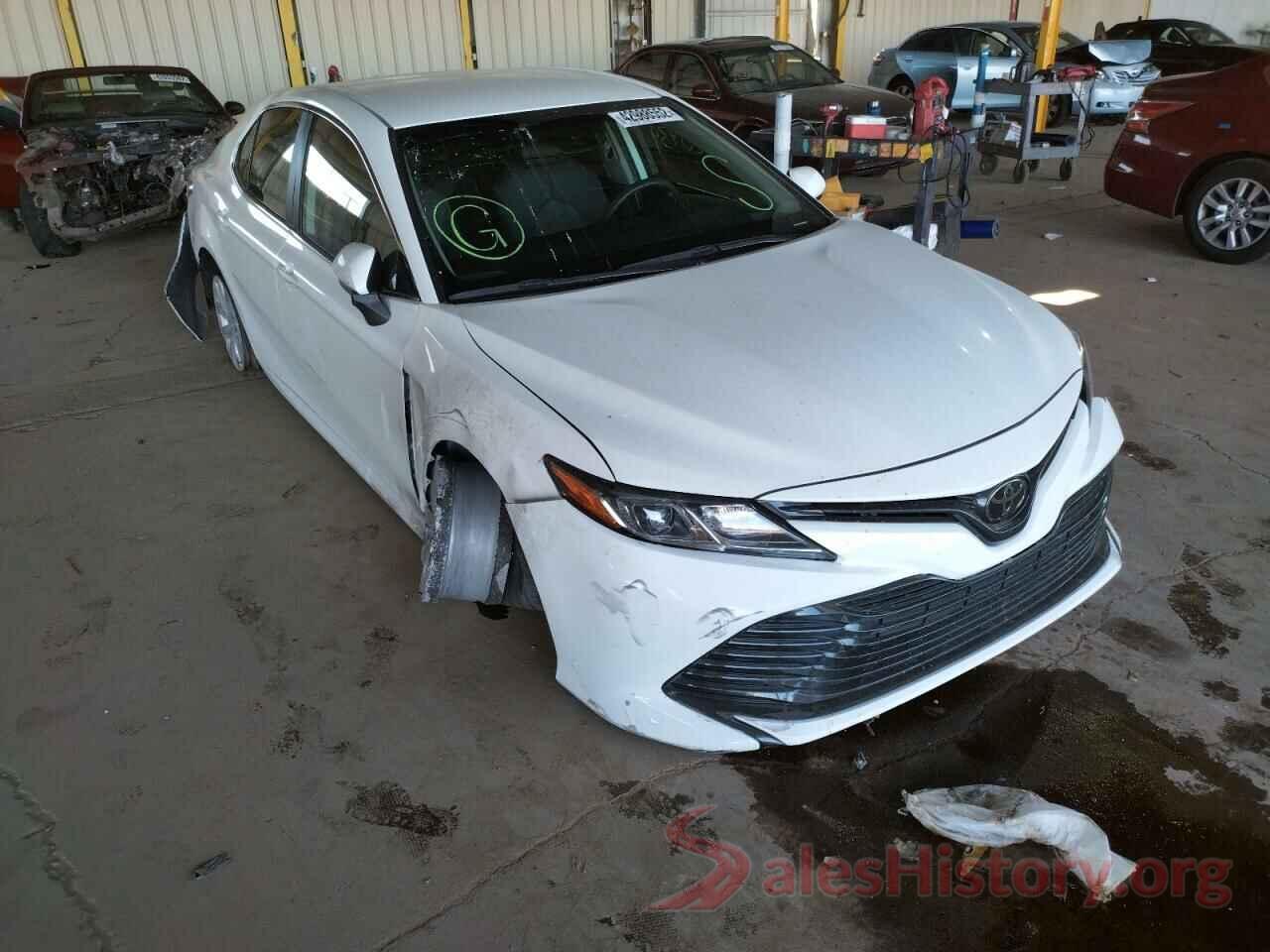 4T1C11AK2LU320641 2020 TOYOTA CAMRY