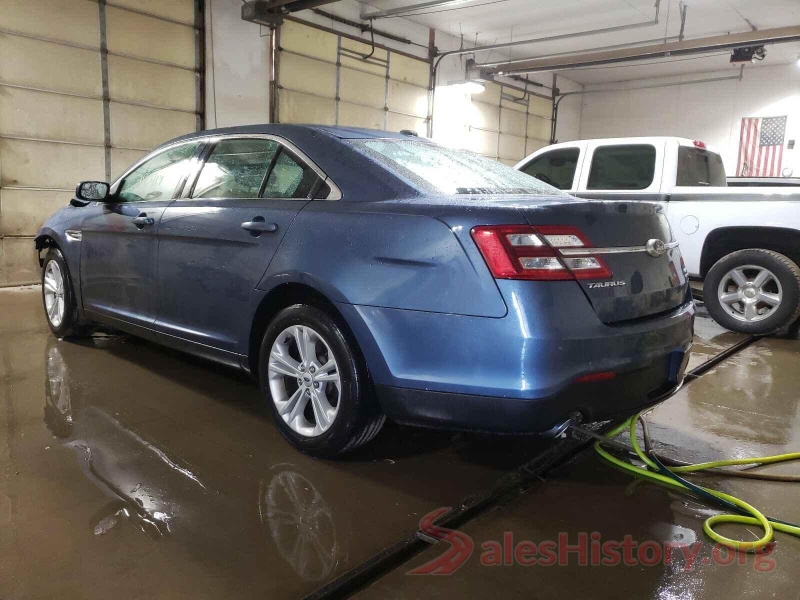 1FAHP2E8XJG113686 2018 FORD TAURUS