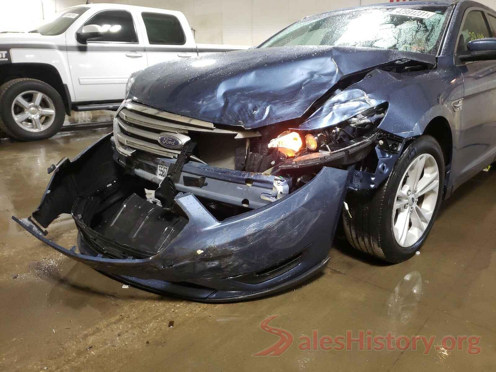 1FAHP2E8XJG113686 2018 FORD TAURUS