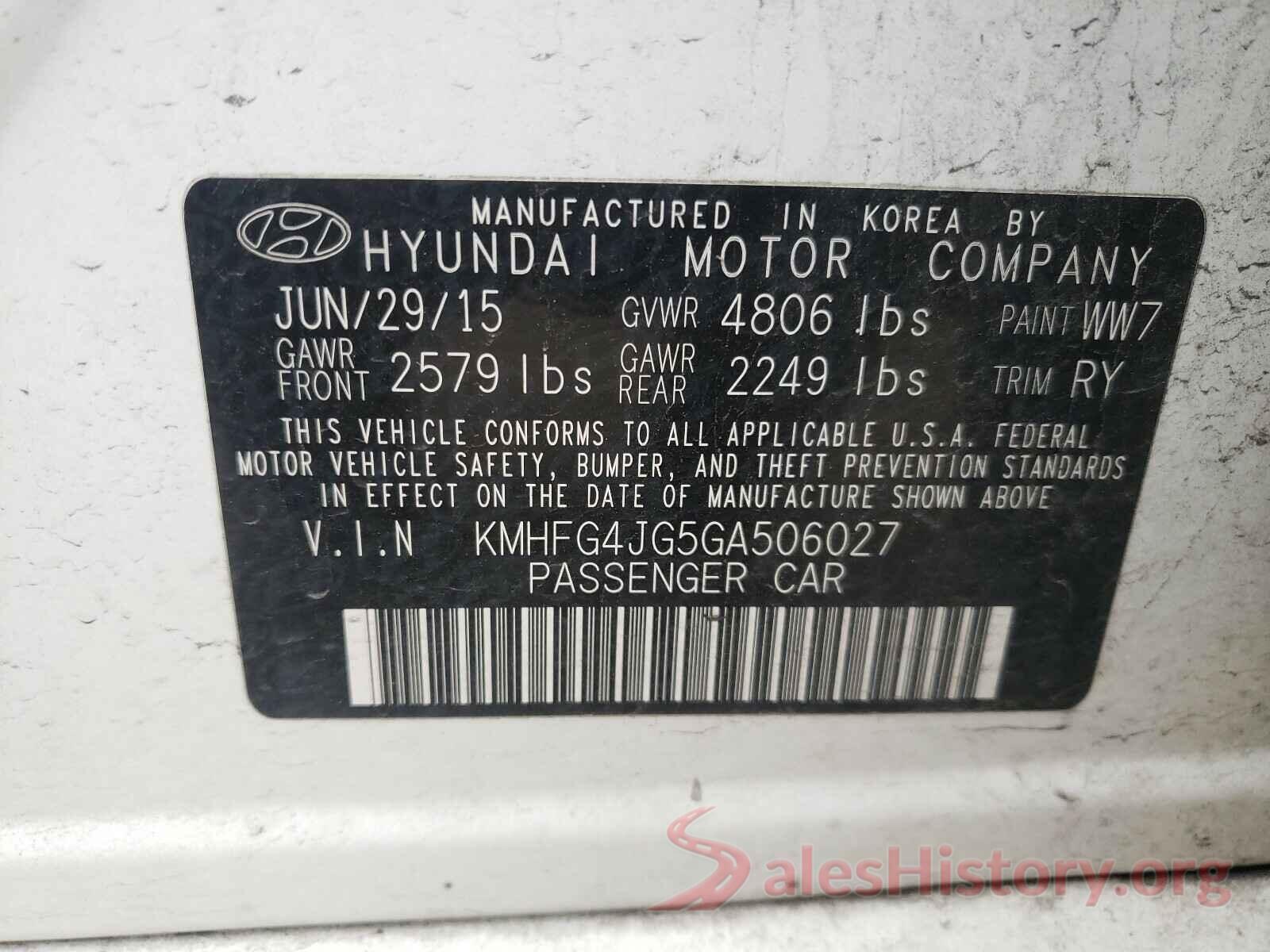 KMHFG4JG5GA506027 2016 HYUNDAI AZERA