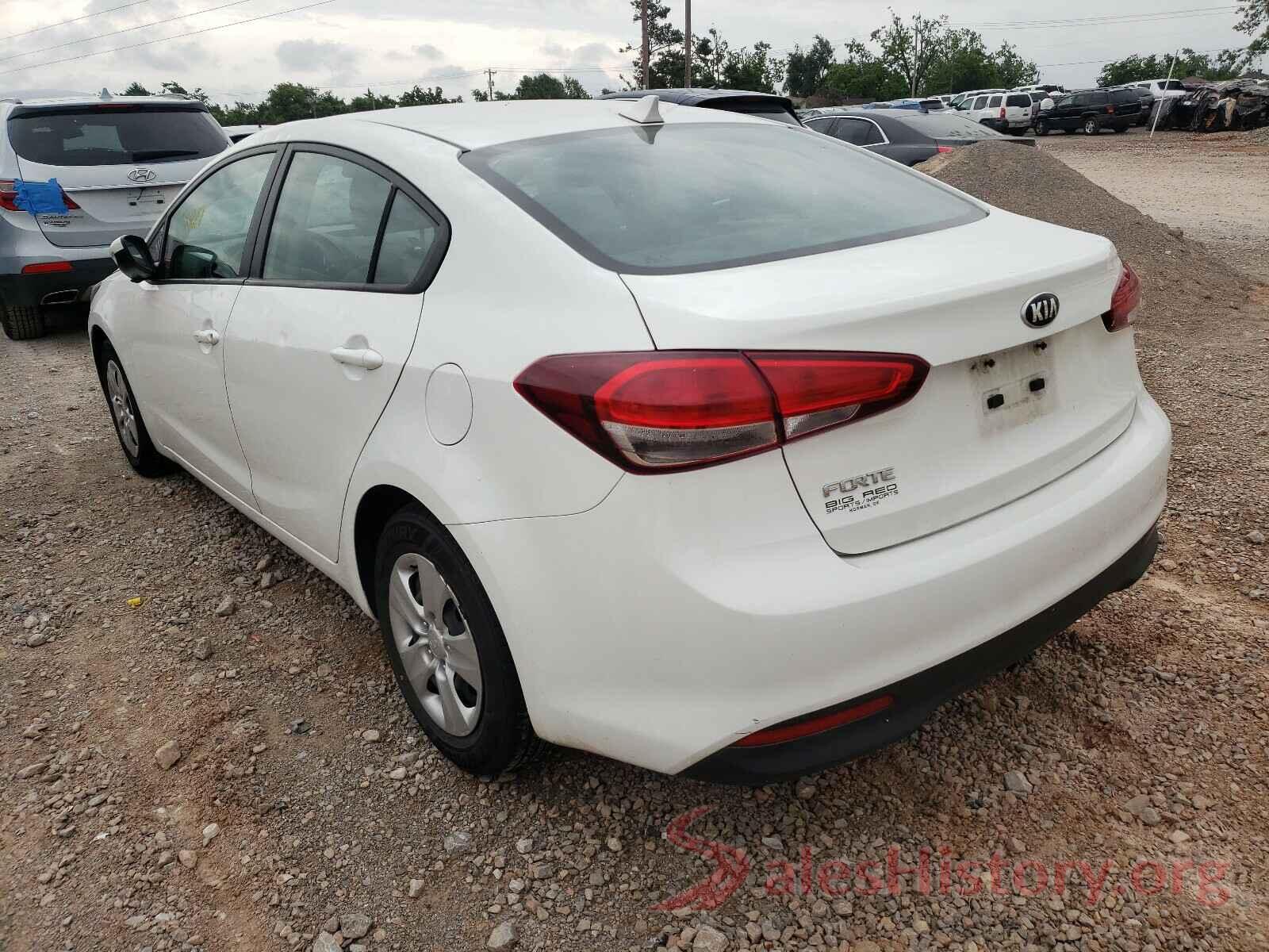 3KPFK4A71HE080175 2017 KIA FORTE