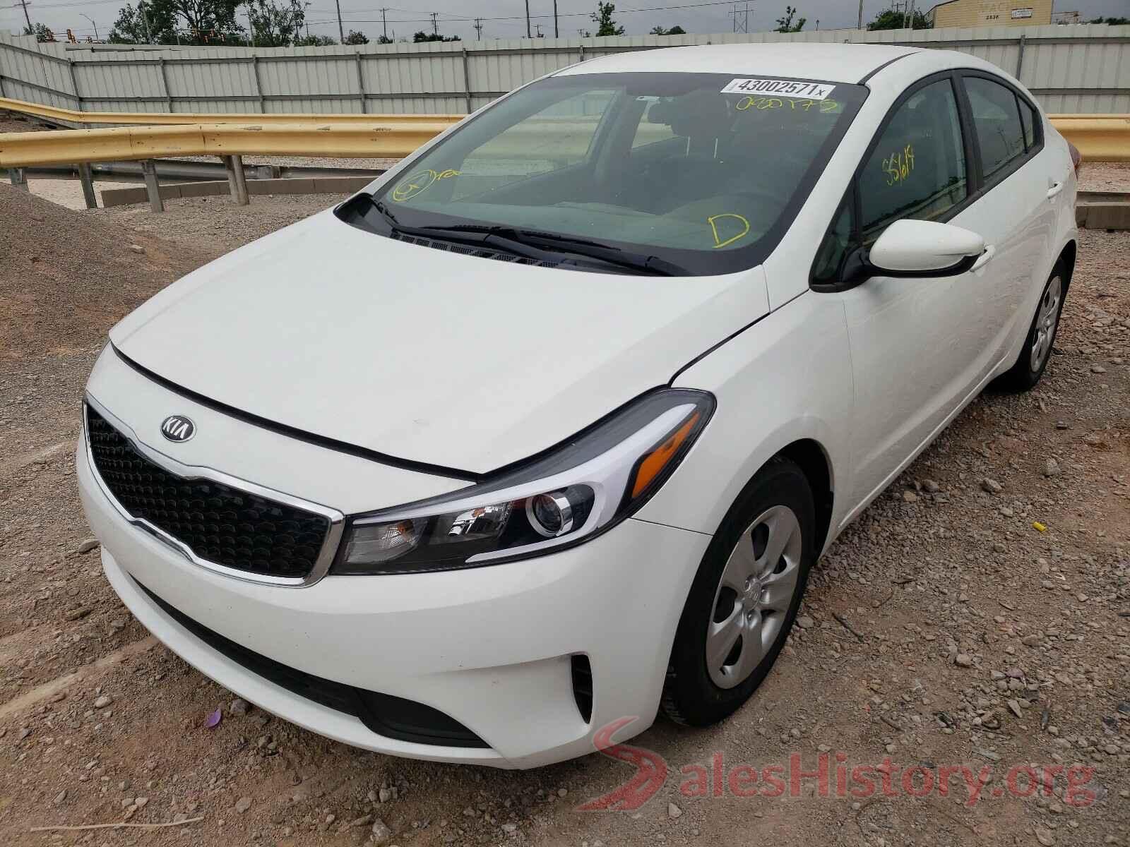 3KPFK4A71HE080175 2017 KIA FORTE