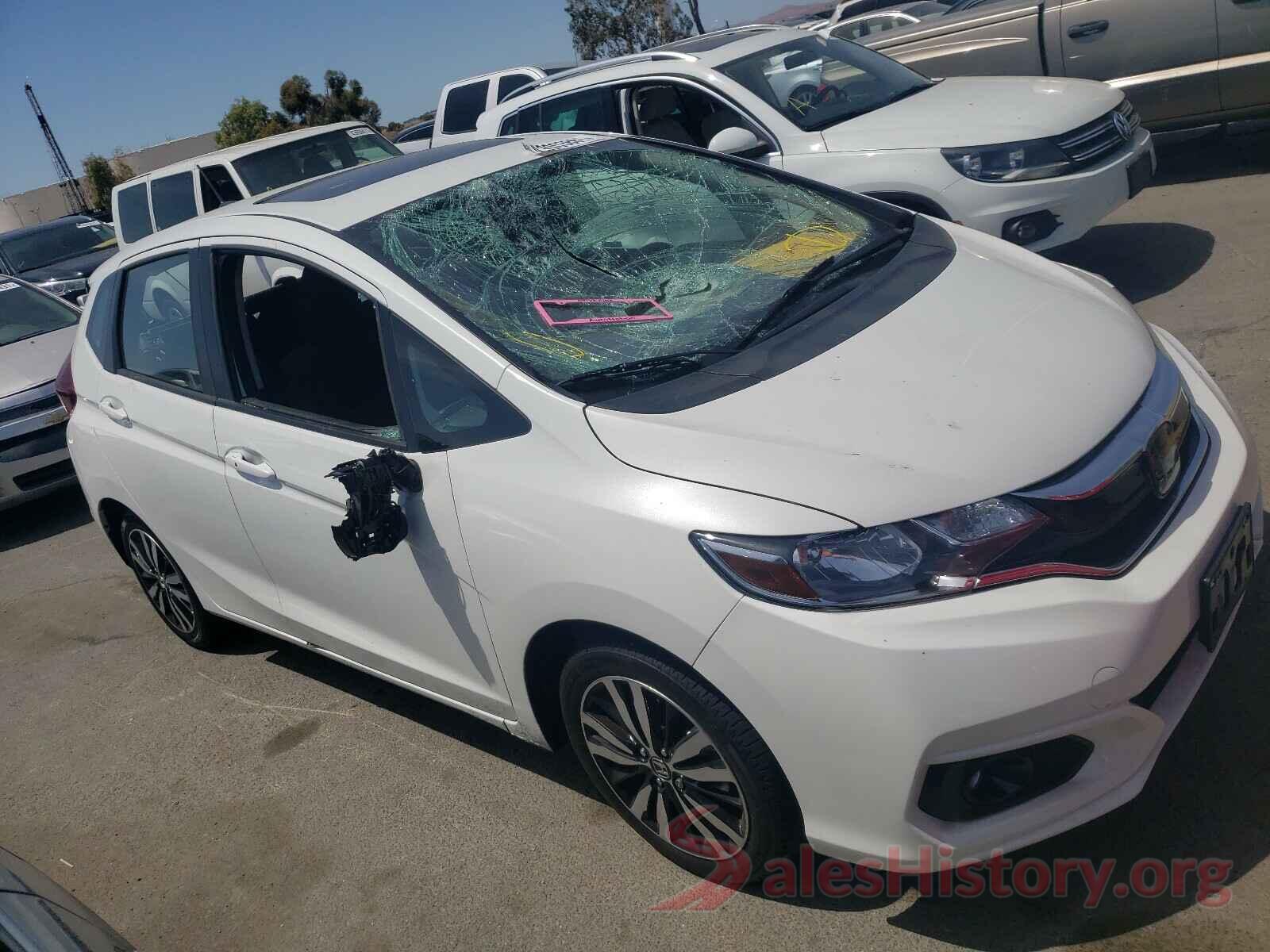 3HGGK5H88JM736216 2018 HONDA FIT