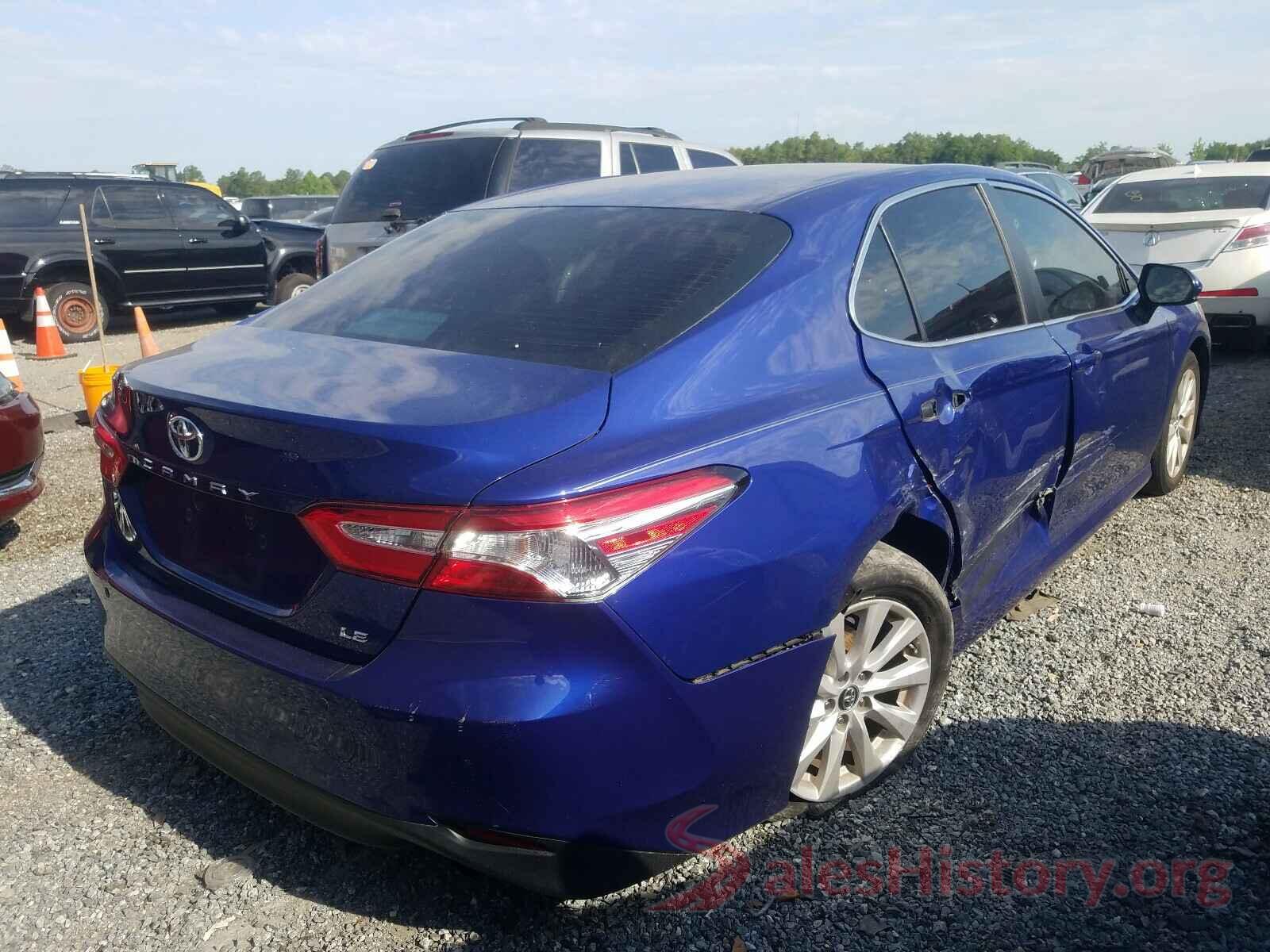 4T1B11HK2JU596526 2018 TOYOTA CAMRY