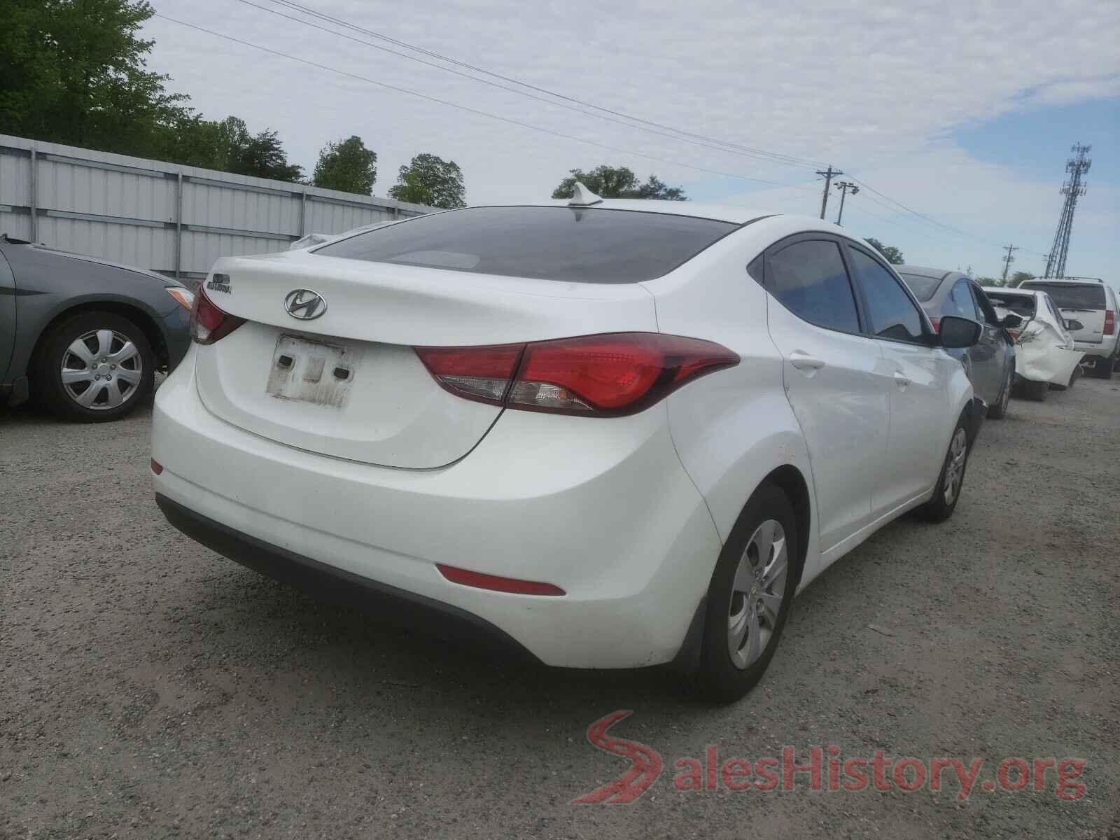 5NPDH4AE2GH680976 2016 HYUNDAI ELANTRA