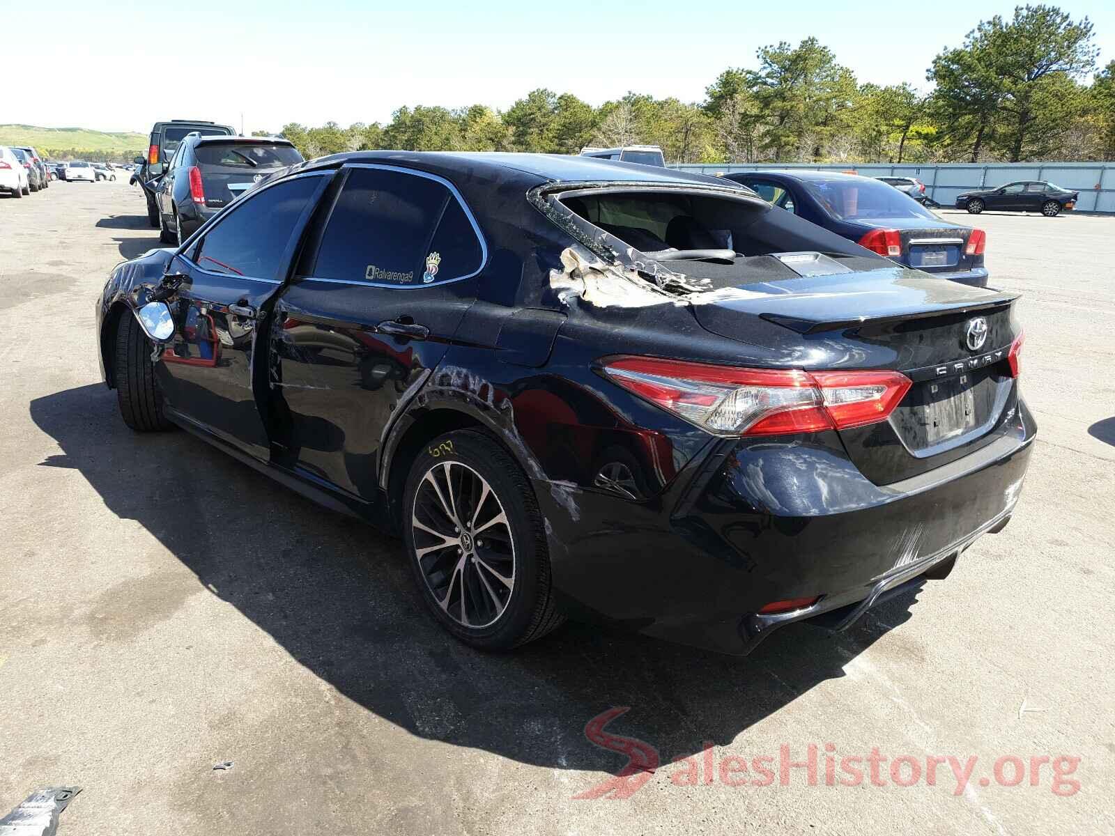 JTNB11HK5J3045500 2018 TOYOTA CAMRY