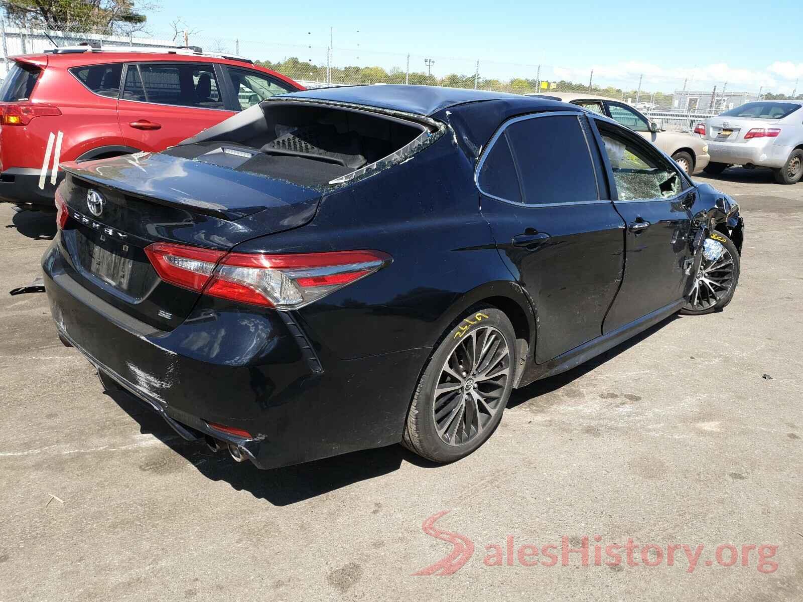 JTNB11HK5J3045500 2018 TOYOTA CAMRY