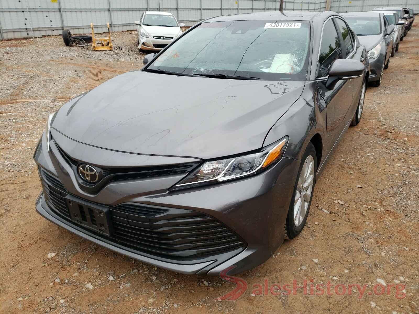 4T1B11HK9JU135680 2018 TOYOTA CAMRY