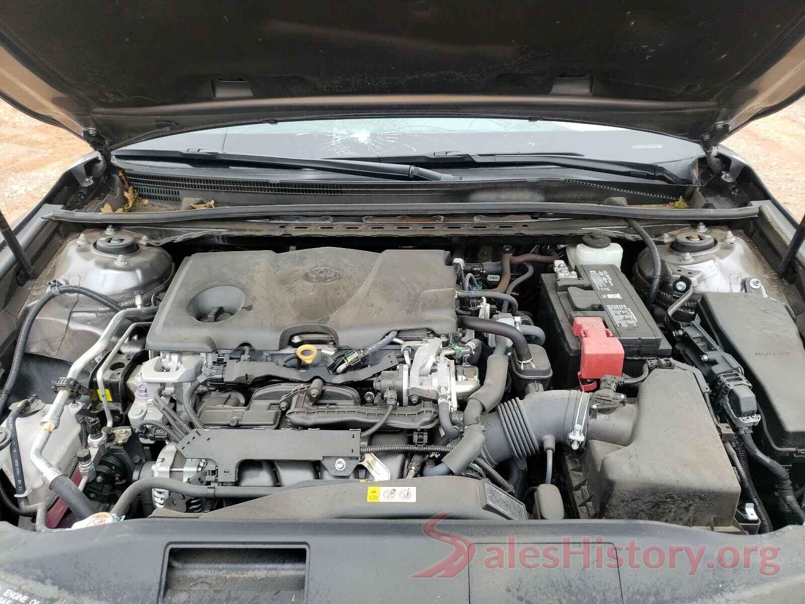 4T1B11HK9JU135680 2018 TOYOTA CAMRY