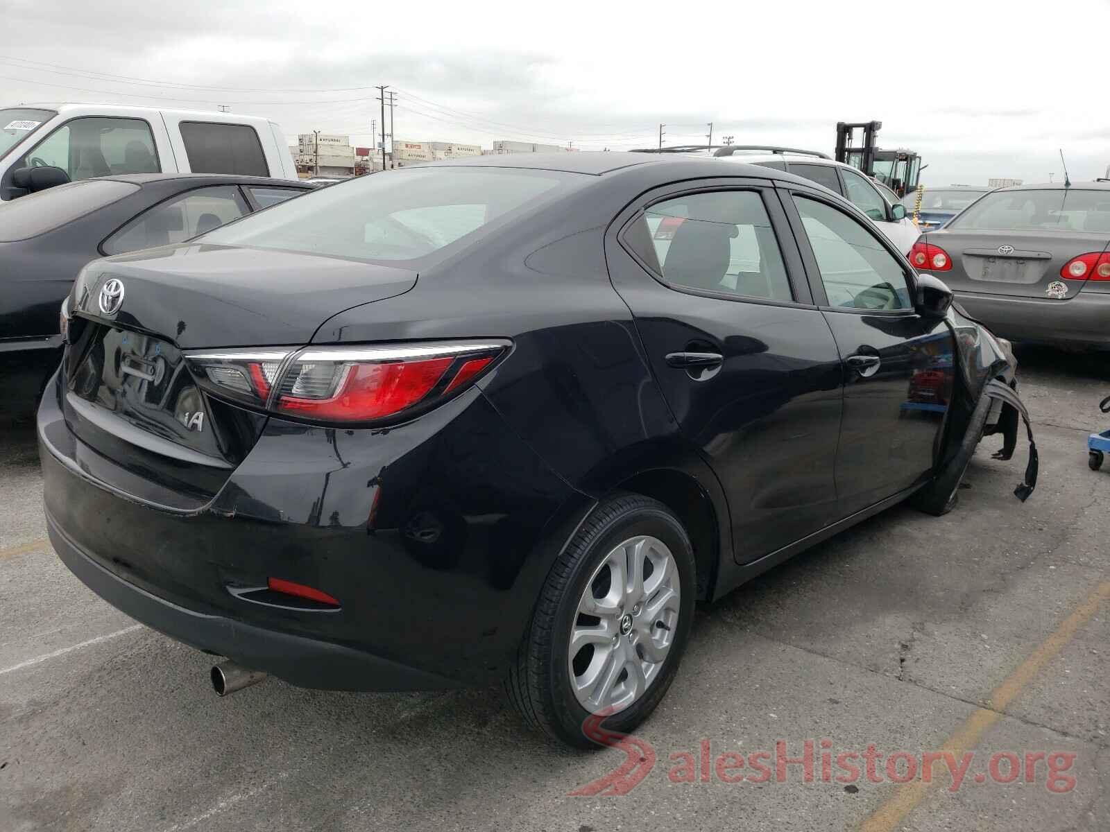 3MYDLBYVXHY193829 2017 TOYOTA YARIS