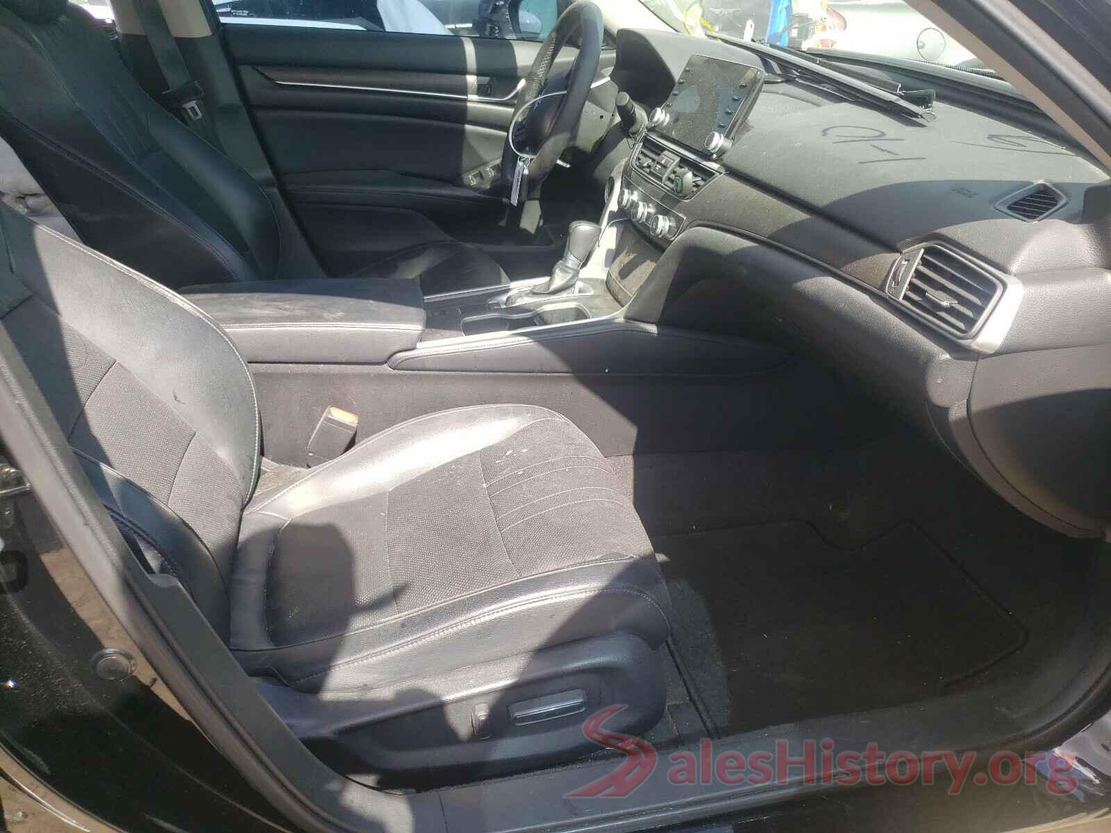 1HGCV1F53JA064652 2018 HONDA ACCORD