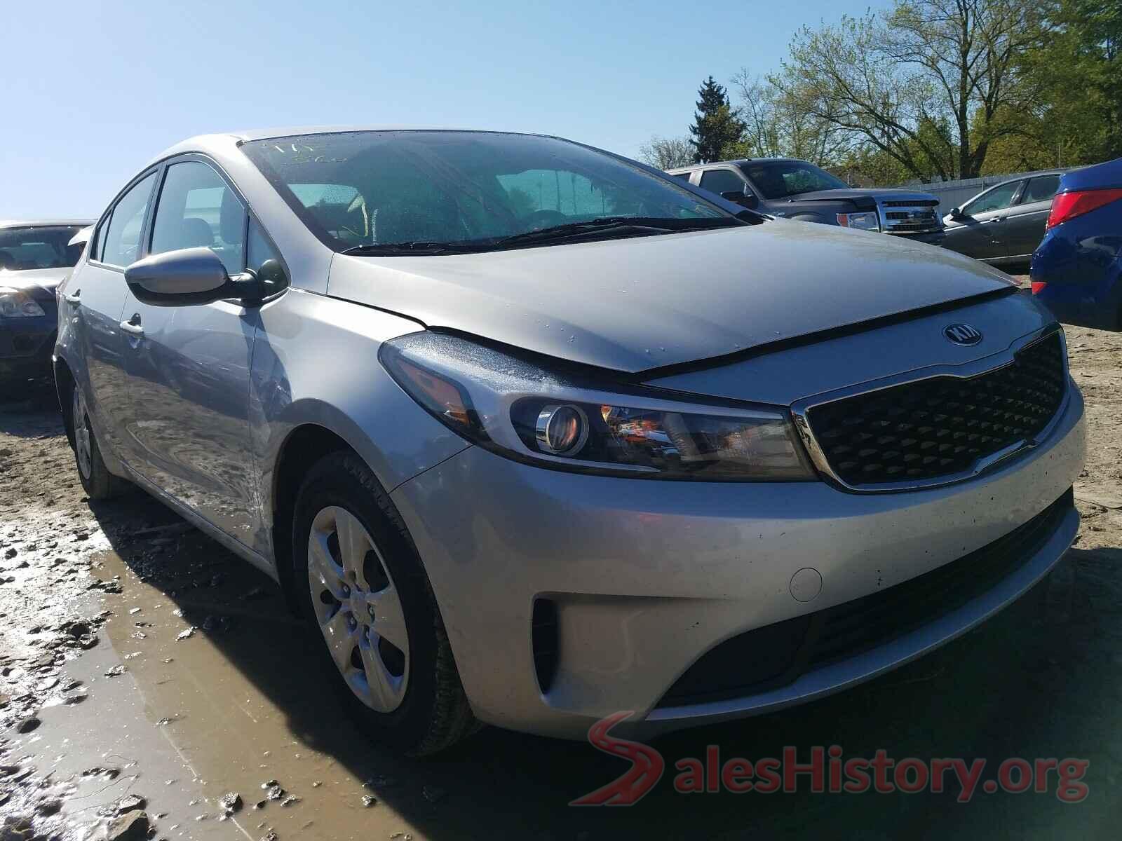 3KPFL4A72HE049613 2017 KIA FORTE