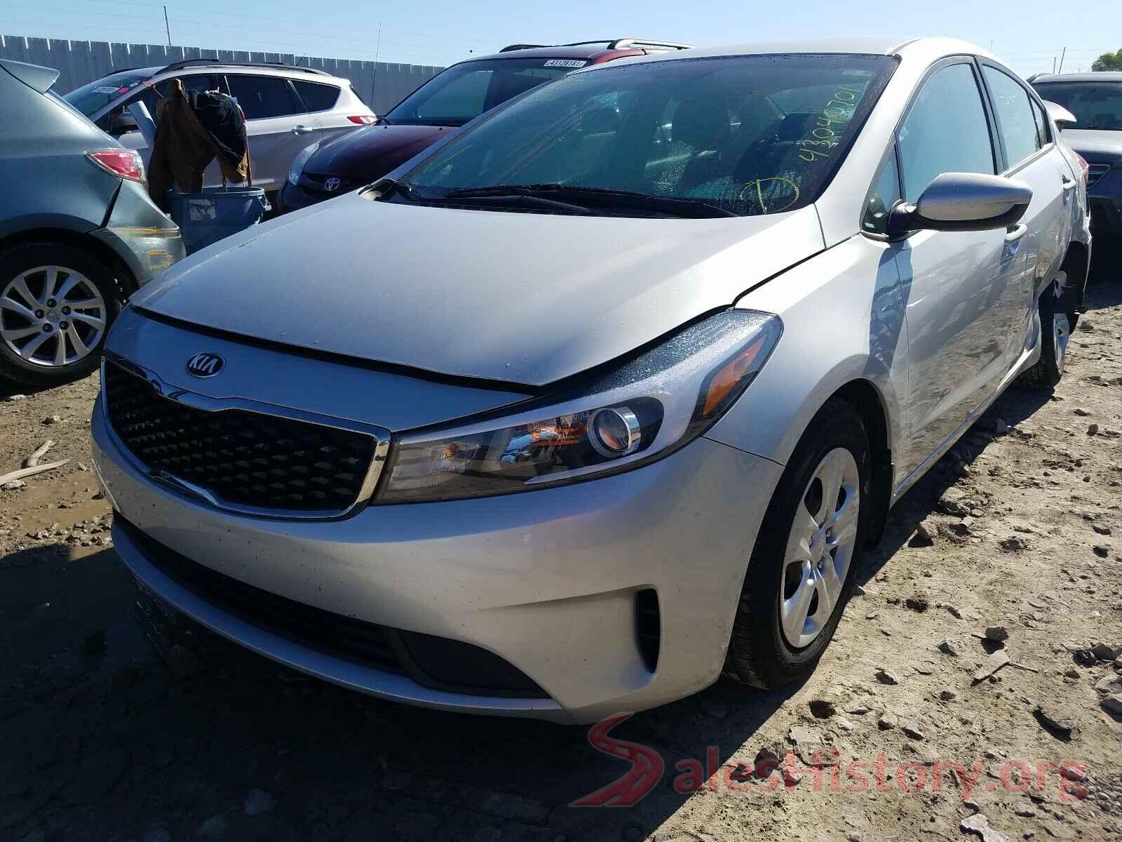 3KPFL4A72HE049613 2017 KIA FORTE