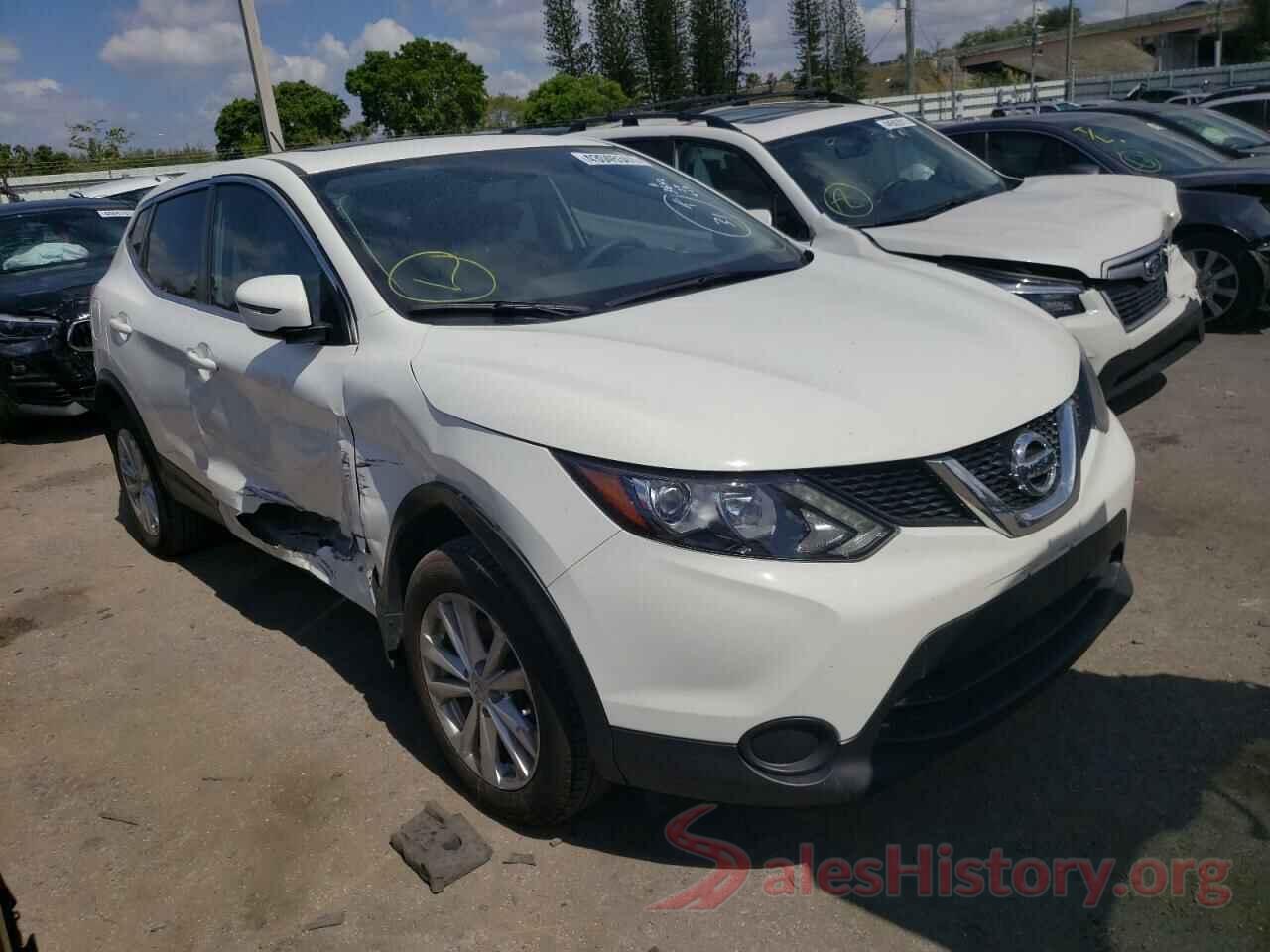 JN1BJ1CR4HW123642 2017 NISSAN ROGUE