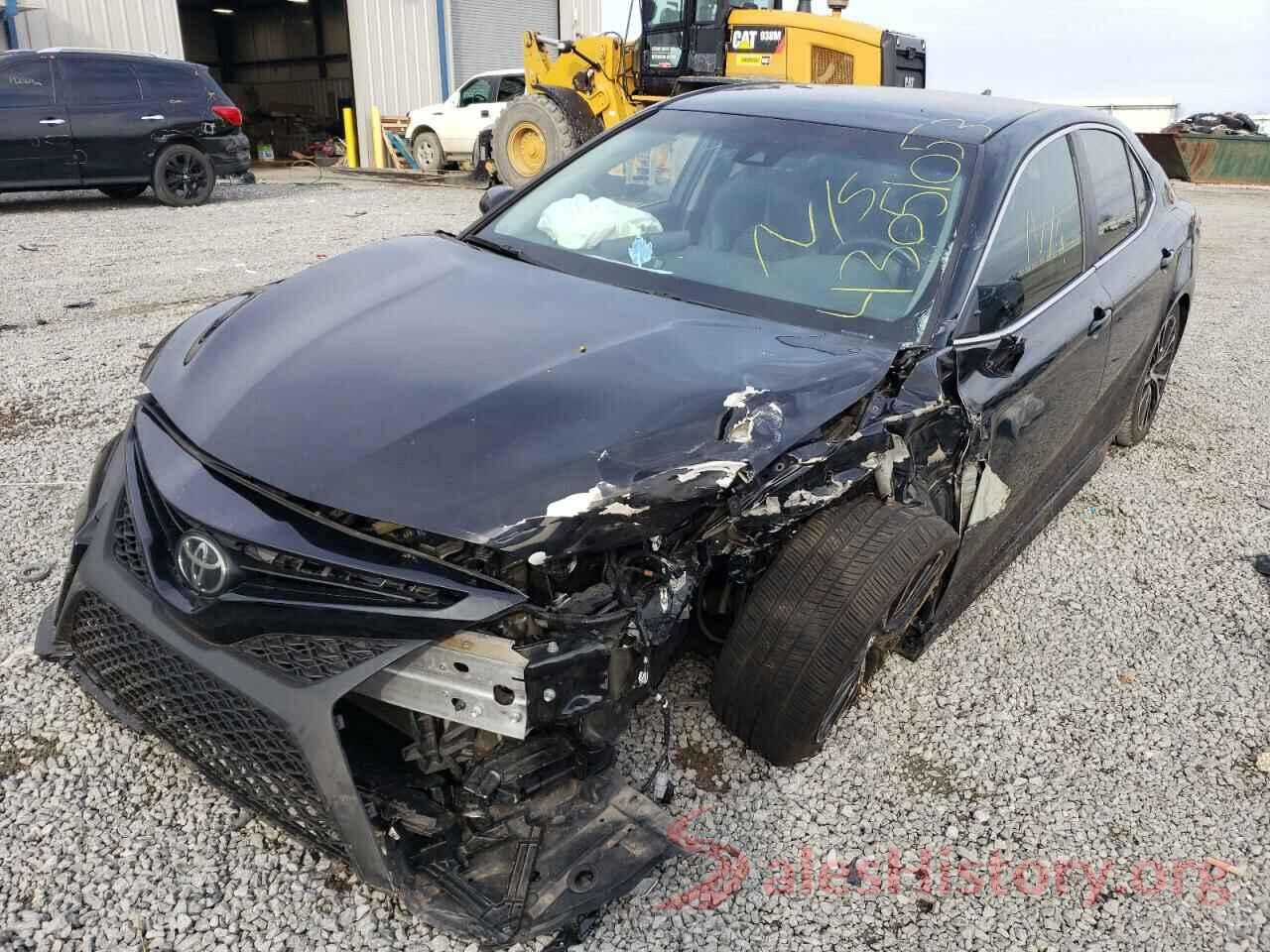 4T1G11AK6LU920371 2020 TOYOTA CAMRY