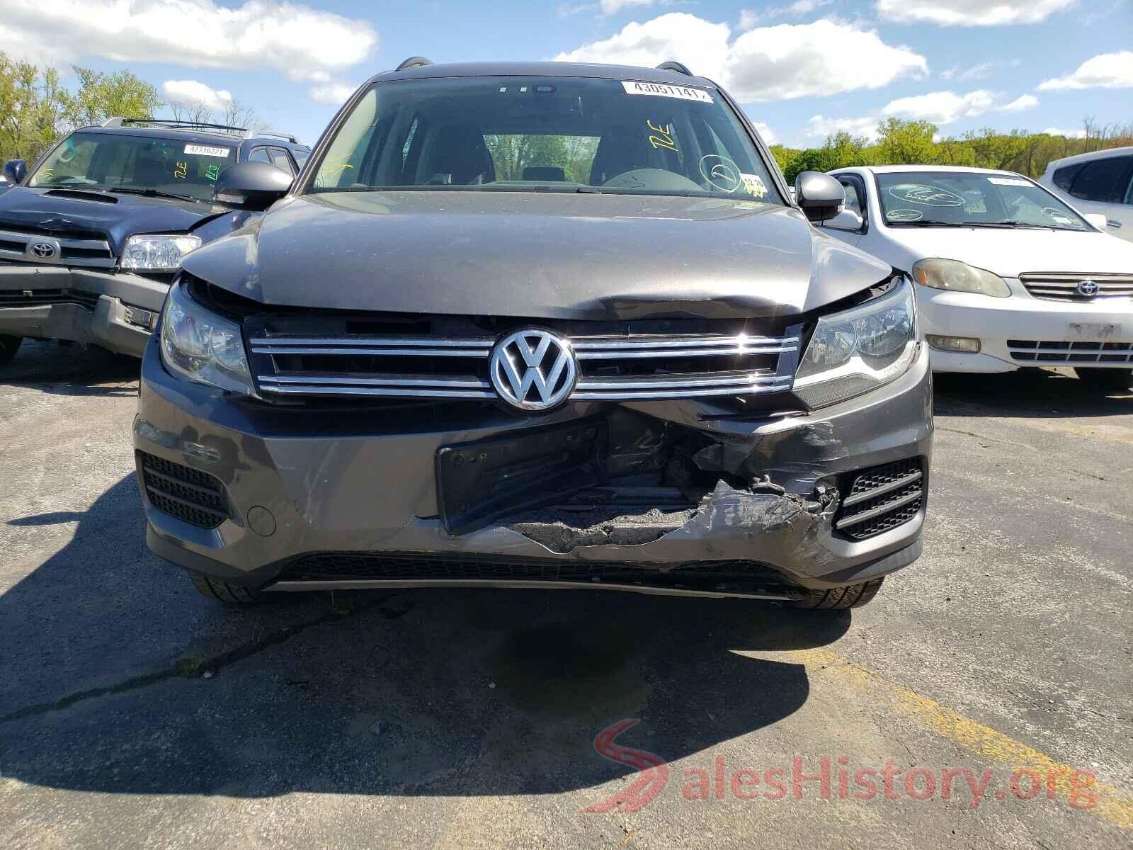 WVGBV7AX5GW543877 2016 VOLKSWAGEN TIGUAN