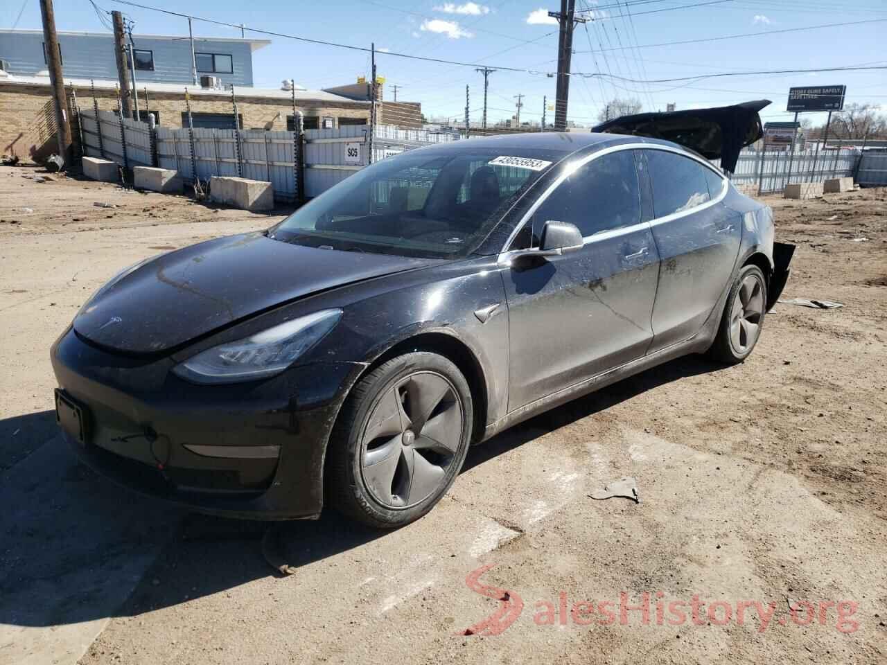 5YJ3E1EB8JF070590 2018 TESLA MODEL 3