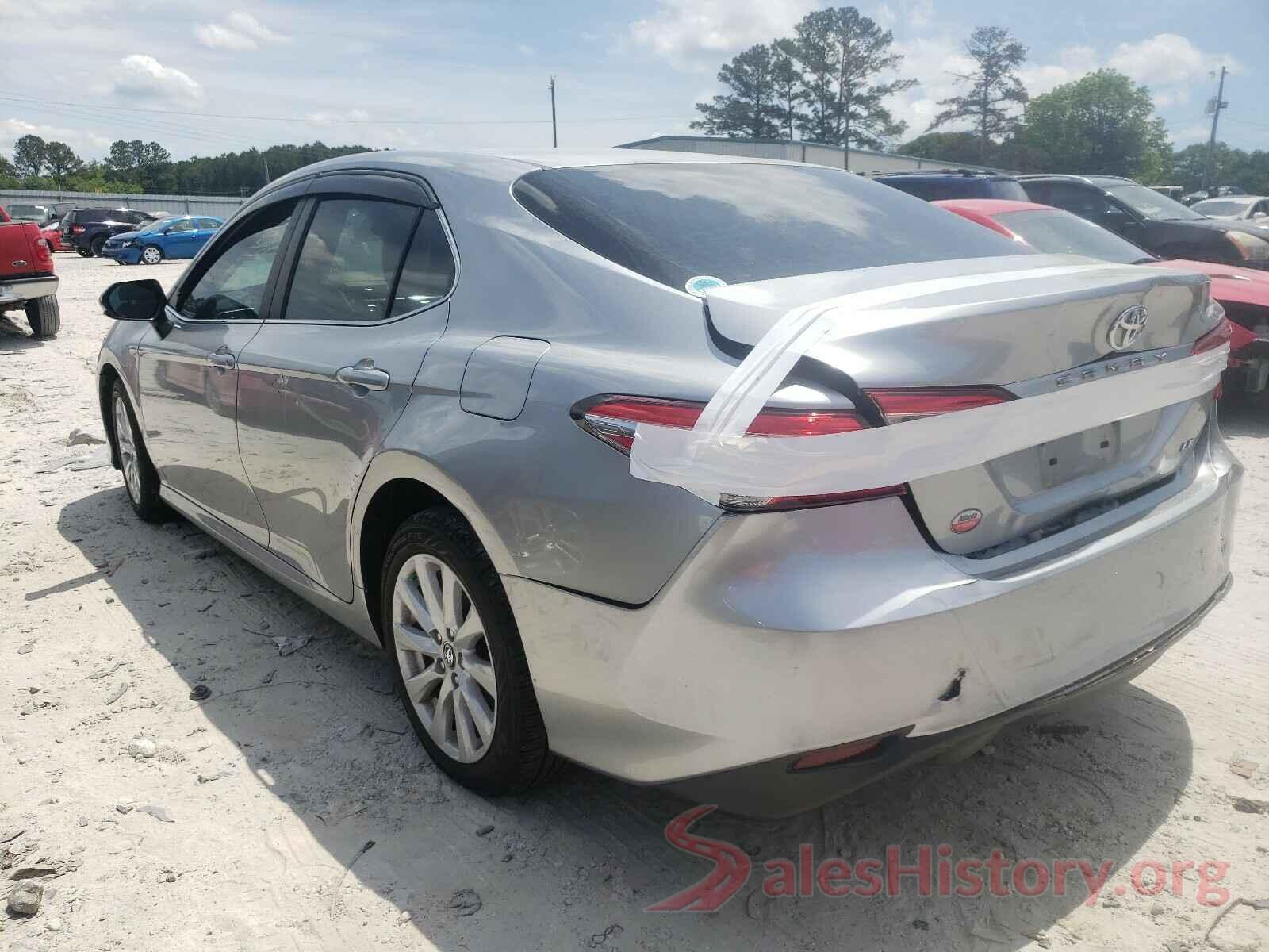 4T1B11HK5JU093587 2018 TOYOTA CAMRY