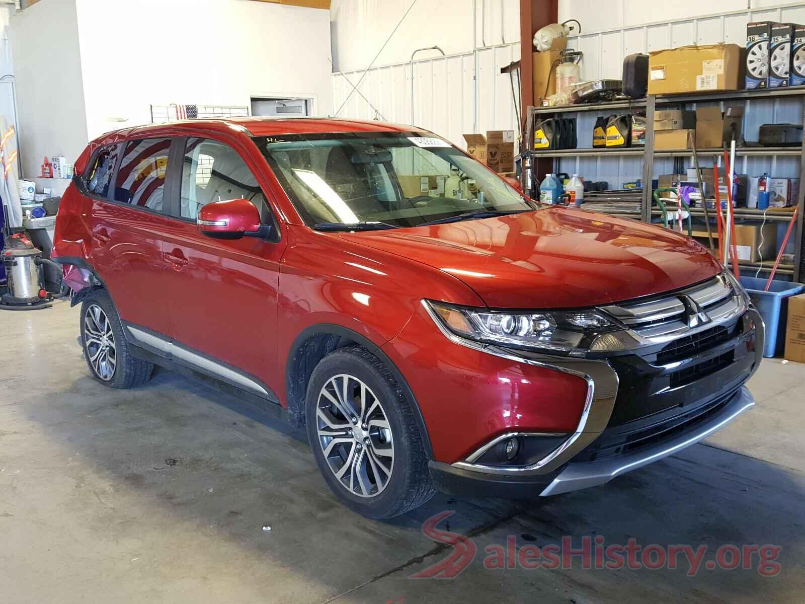 JA4AZ3A35JZ005853 2018 MITSUBISHI OUTLANDER