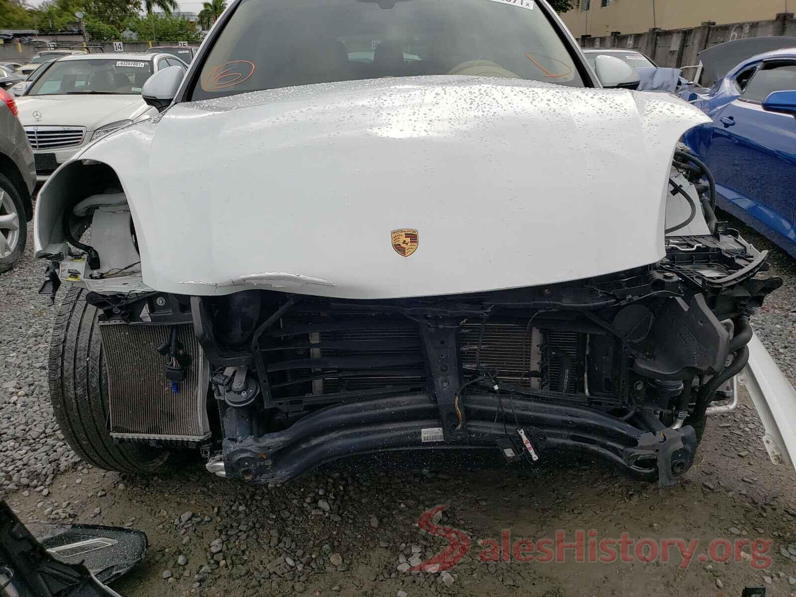 WP1AE2A21GLA17723 2016 PORSCHE CAYENNE