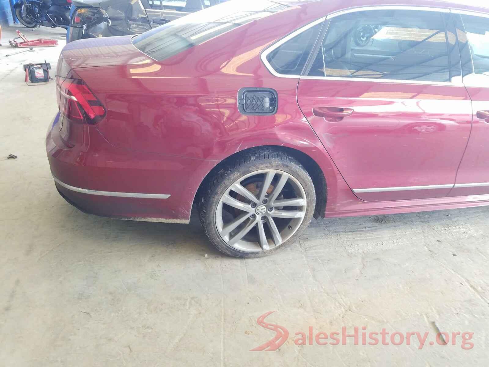 1VWDT7A33HC048917 2017 VOLKSWAGEN PASSAT