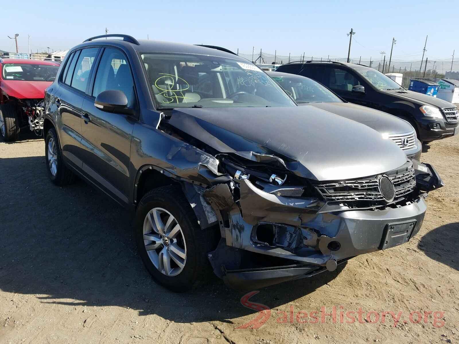 WVGAV7AX8HK034922 2017 VOLKSWAGEN TIGUAN