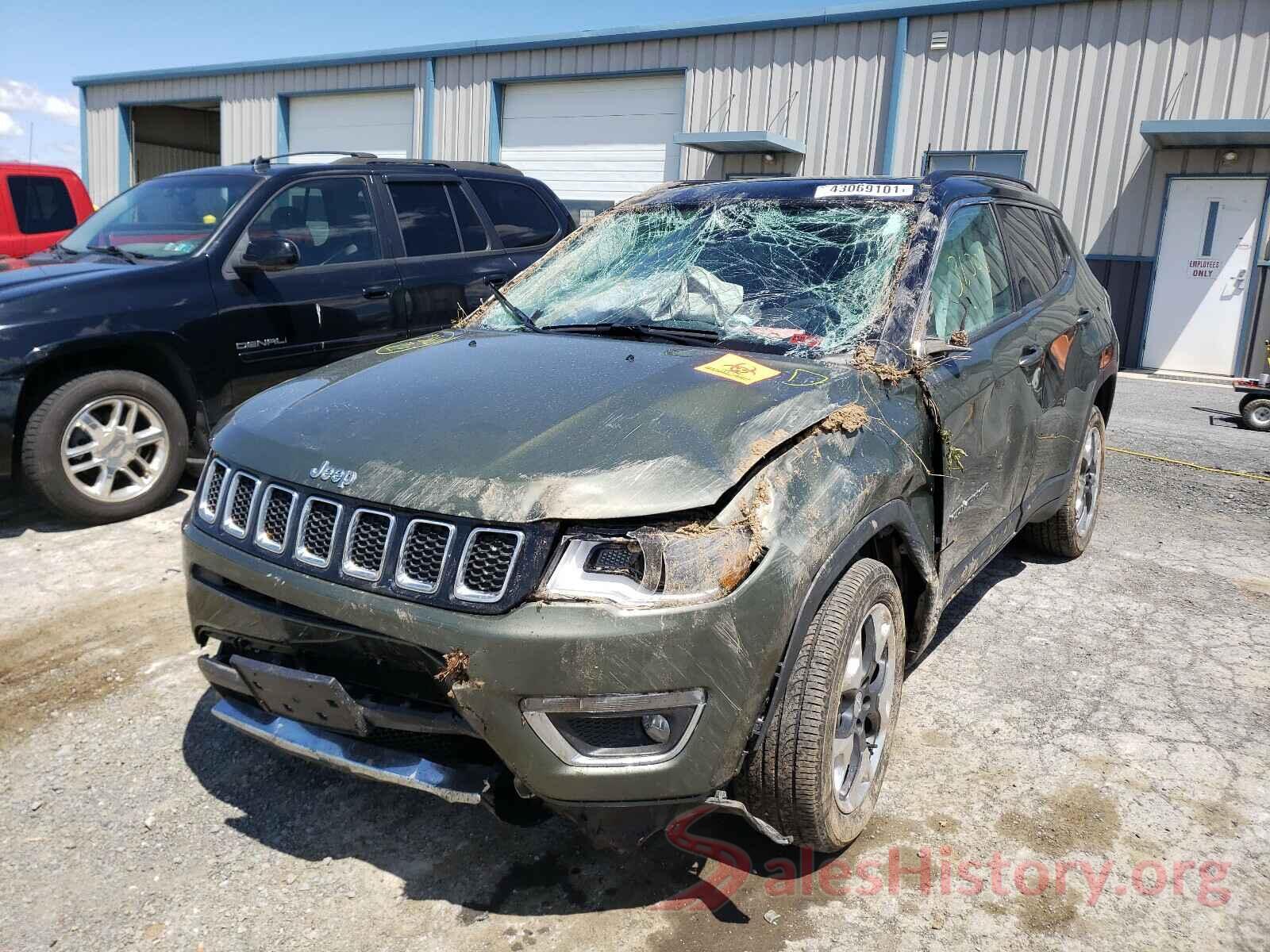 3C4NJDCB7JT222756 2018 JEEP COMPASS