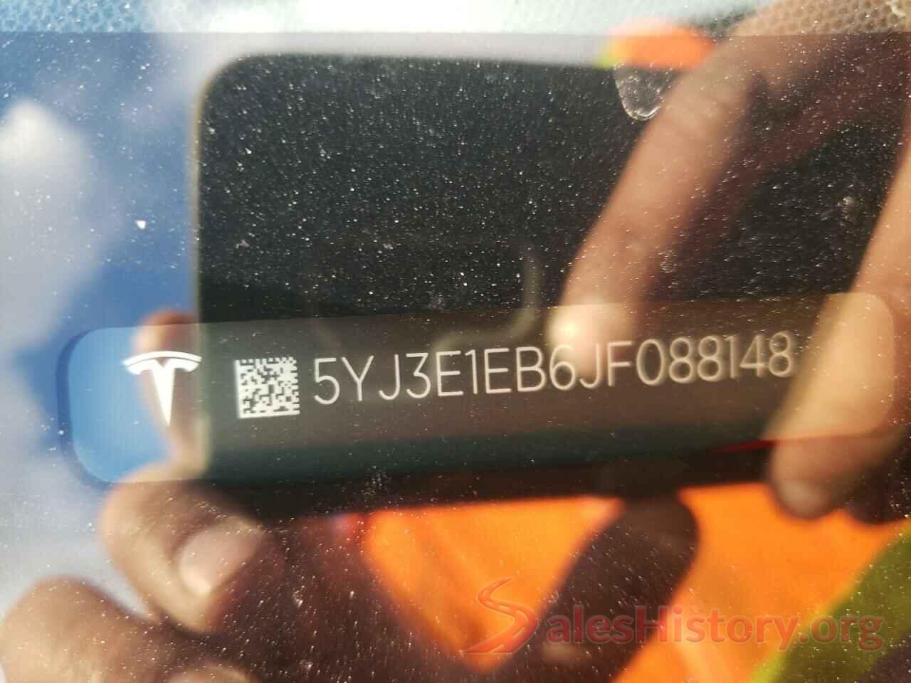 5YJ3E1EB6JF088148 2018 TESLA MODEL 3