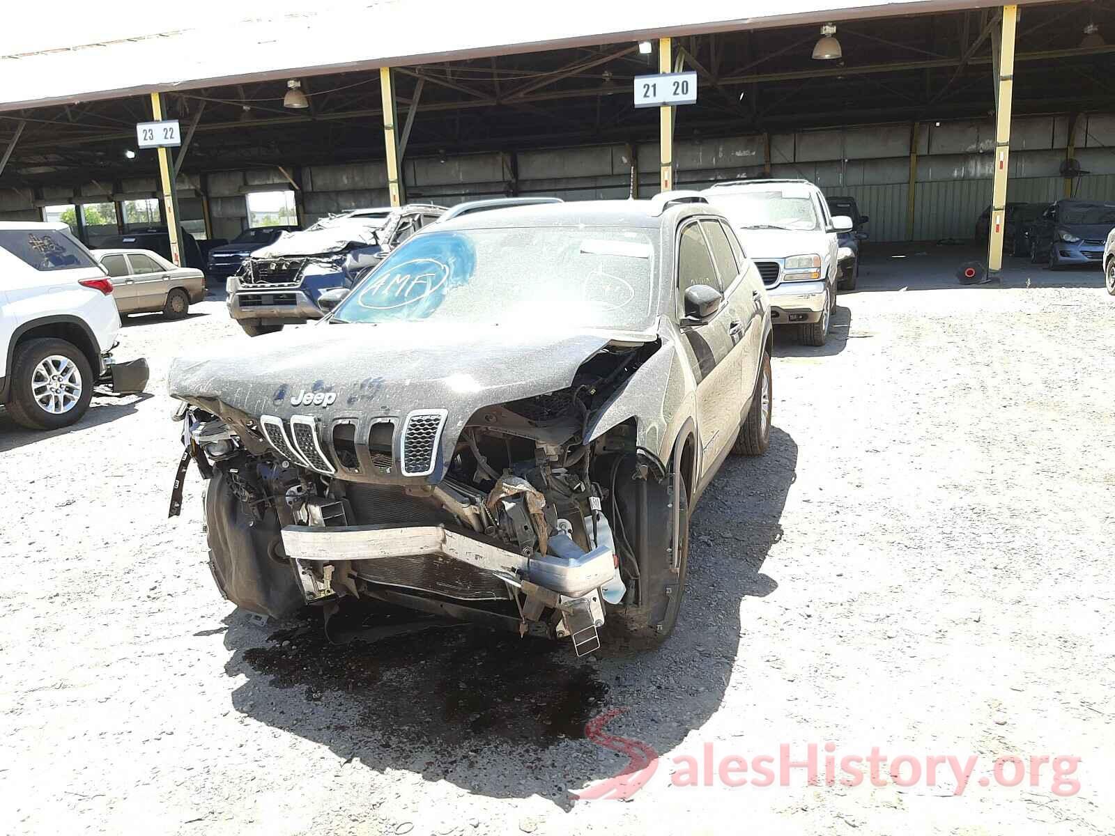 1C4PJLCB7KD332894 2019 JEEP CHEROKEE